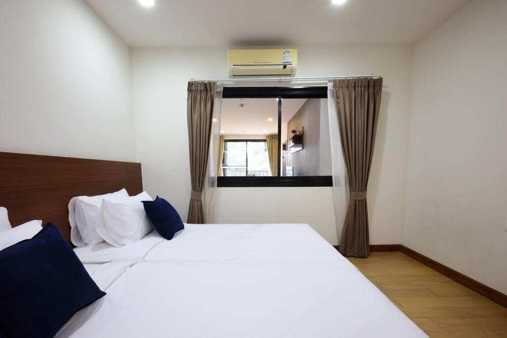 Specious Luxury 2 Bedrooms Apt. เชียงใหม่ ภายนอก รูปภาพ