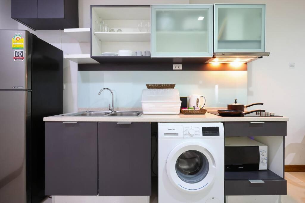 Specious Luxury 2 Bedrooms Apt. เชียงใหม่ ภายนอก รูปภาพ