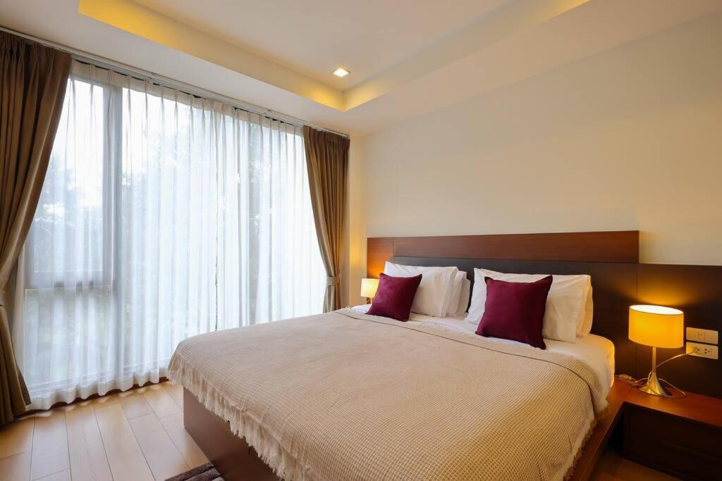 Specious Luxury 2 Bedrooms Apt. เชียงใหม่ ภายนอก รูปภาพ