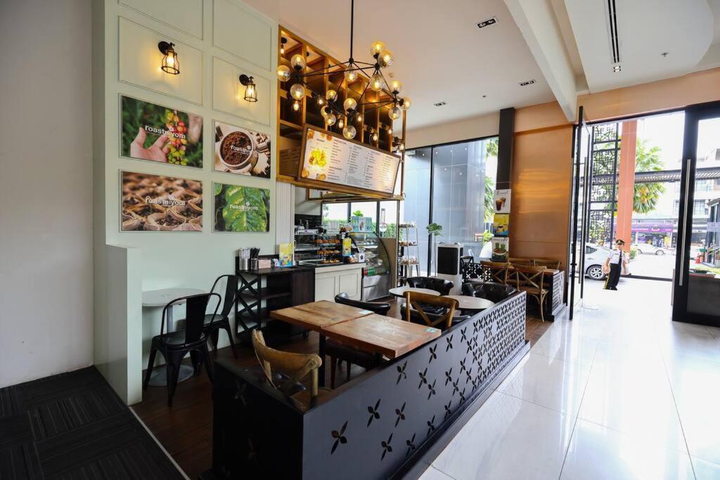 Specious Luxury 2 Bedrooms Apt. เชียงใหม่ ภายนอก รูปภาพ