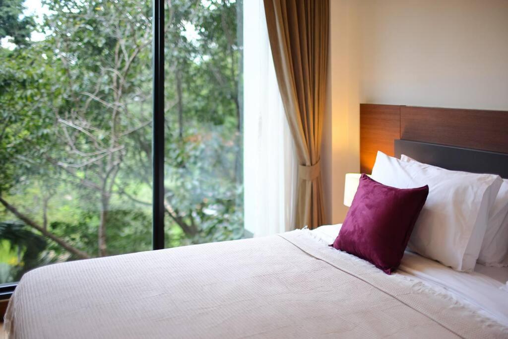 Specious Luxury 2 Bedrooms Apt. เชียงใหม่ ภายนอก รูปภาพ